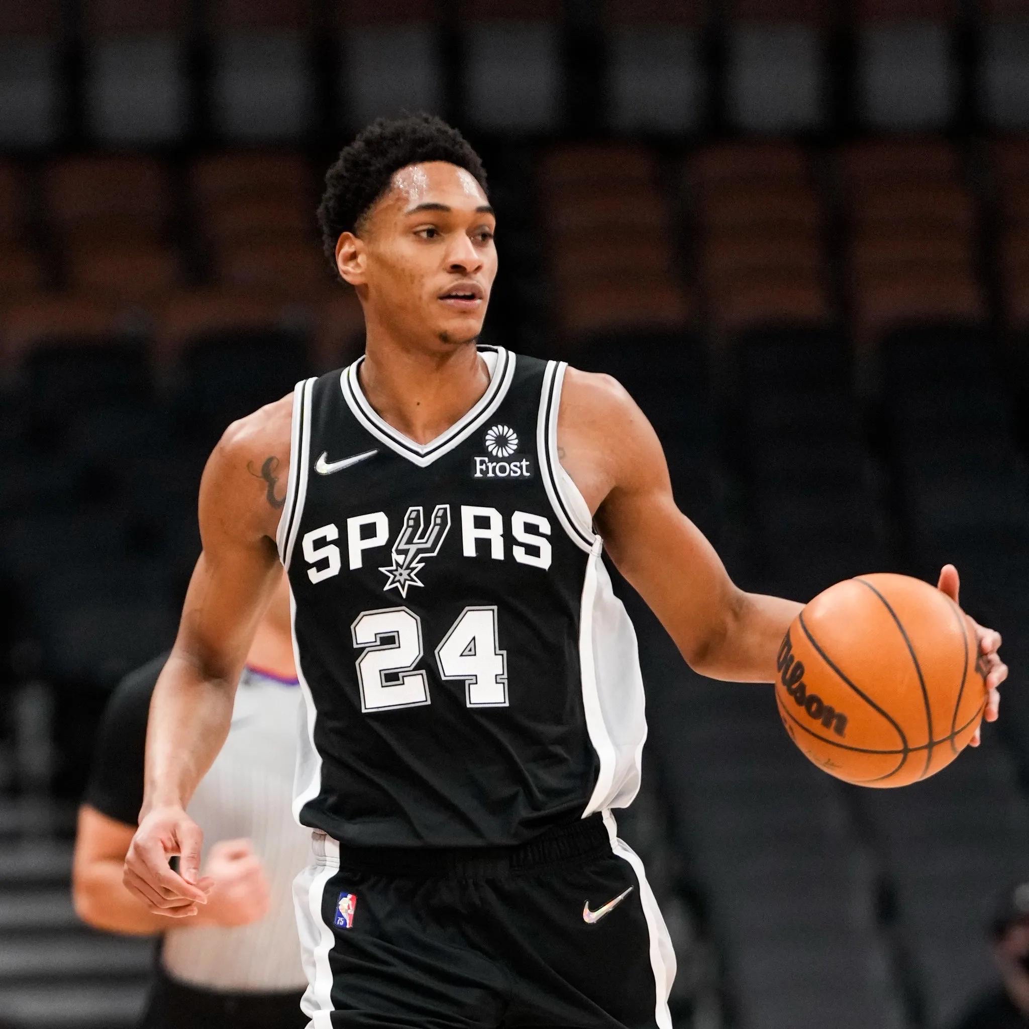 九游体育官网-文班亚马无大碍！马刺松了一口气的简单介绍