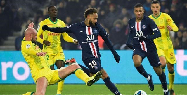 巴黎与南特之战再现火爆场面