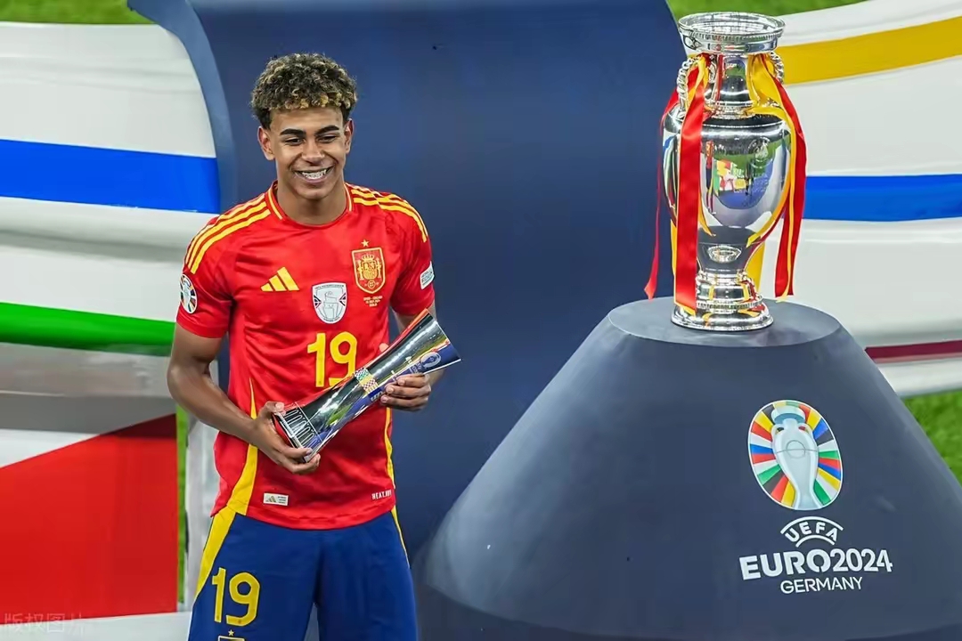 九游体育官网-年度球员颁奖预测